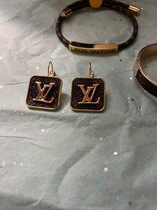 VL earrings