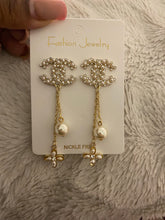 Load image into Gallery viewer, Designer Earrings